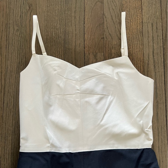 Banana Republic Sleeveless Dress - Picture 2 of 4